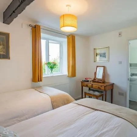 Hobbit Approved 4bed Cottage-sleep 10-pet Friendly